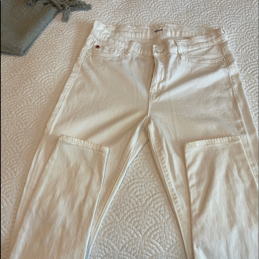 Woman’s White Hudson Super Skinny Jeans